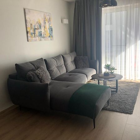 Cosy 1 Bedroom Apartment In The Heart Of Old Town With Parking Kaunas Ngoại thất bức ảnh