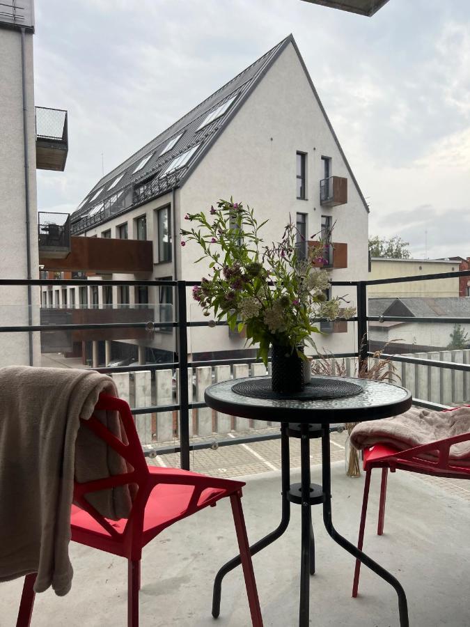 Cosy 1 Bedroom Apartment In The Heart Of Old Town With Parking Kaunas Ngoại thất bức ảnh
