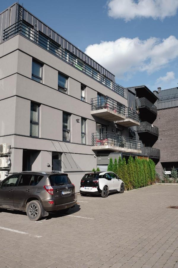 Cosy 1 Bedroom Apartment In The Heart Of Old Town With Parking Kaunas Ngoại thất bức ảnh