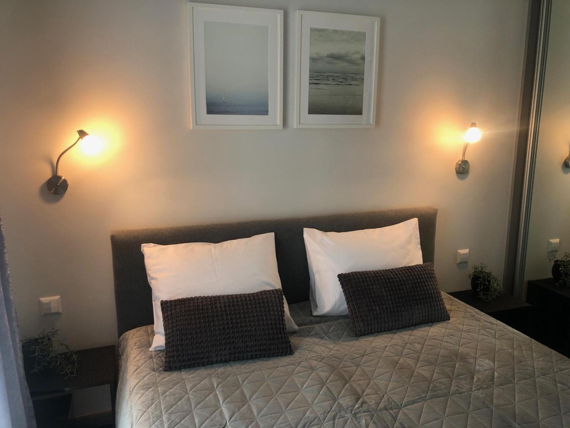 Cosy 1 Bedroom Apartment In The Heart Of Old Town With Parking Kaunas Ngoại thất bức ảnh