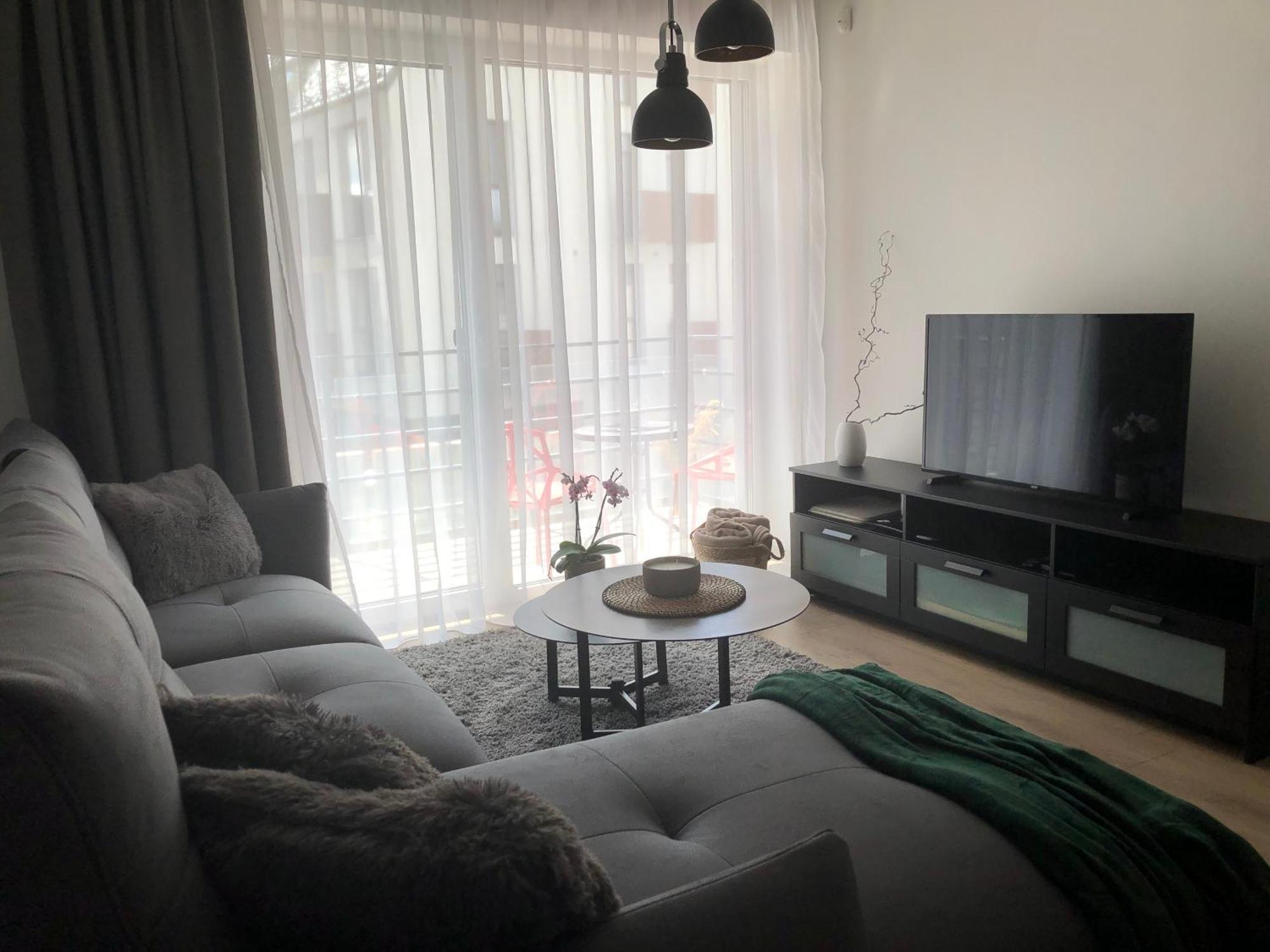 Cosy 1 Bedroom Apartment In The Heart Of Old Town With Parking Kaunas Ngoại thất bức ảnh