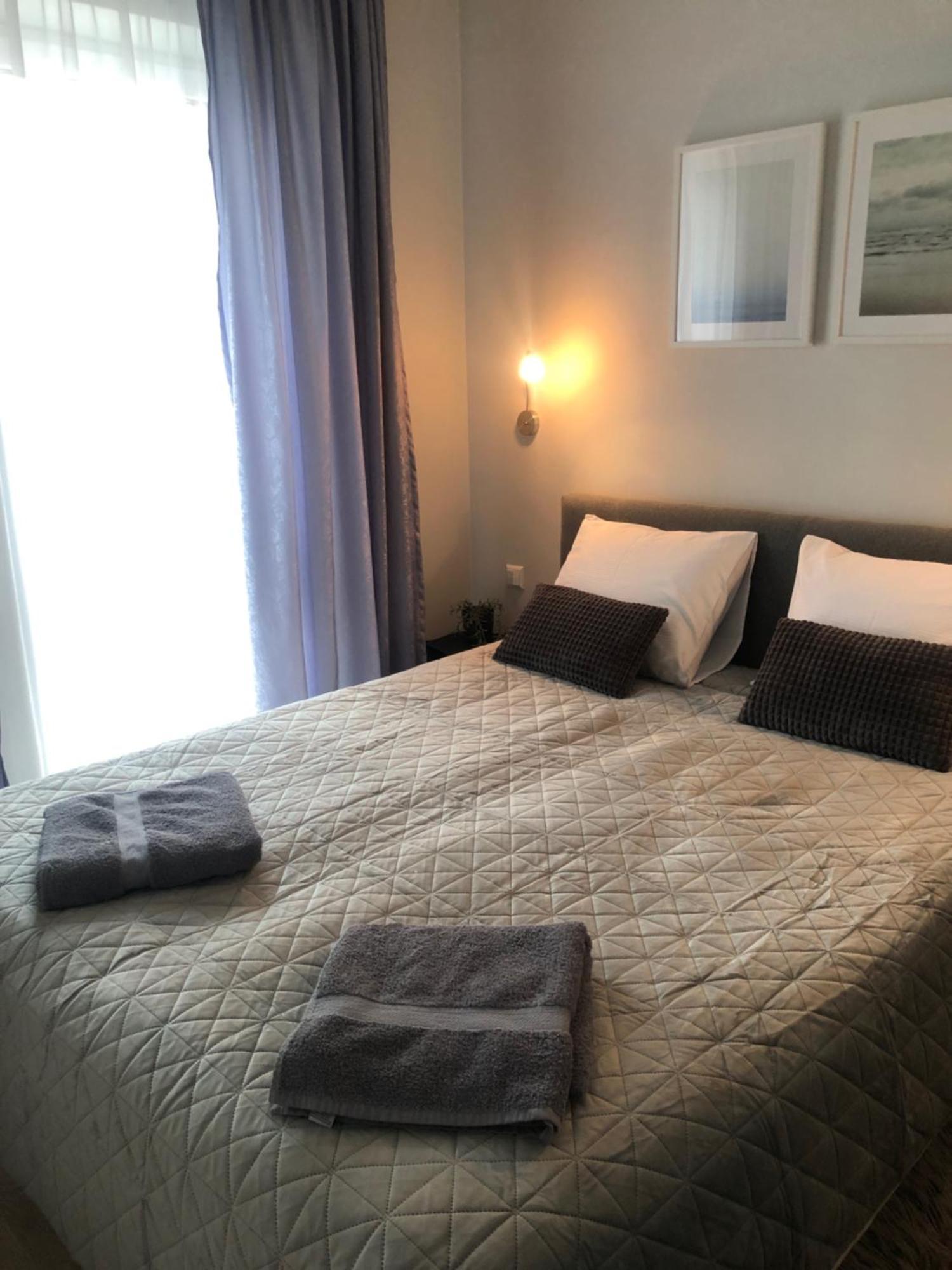 Cosy 1 Bedroom Apartment In The Heart Of Old Town With Parking Kaunas Ngoại thất bức ảnh